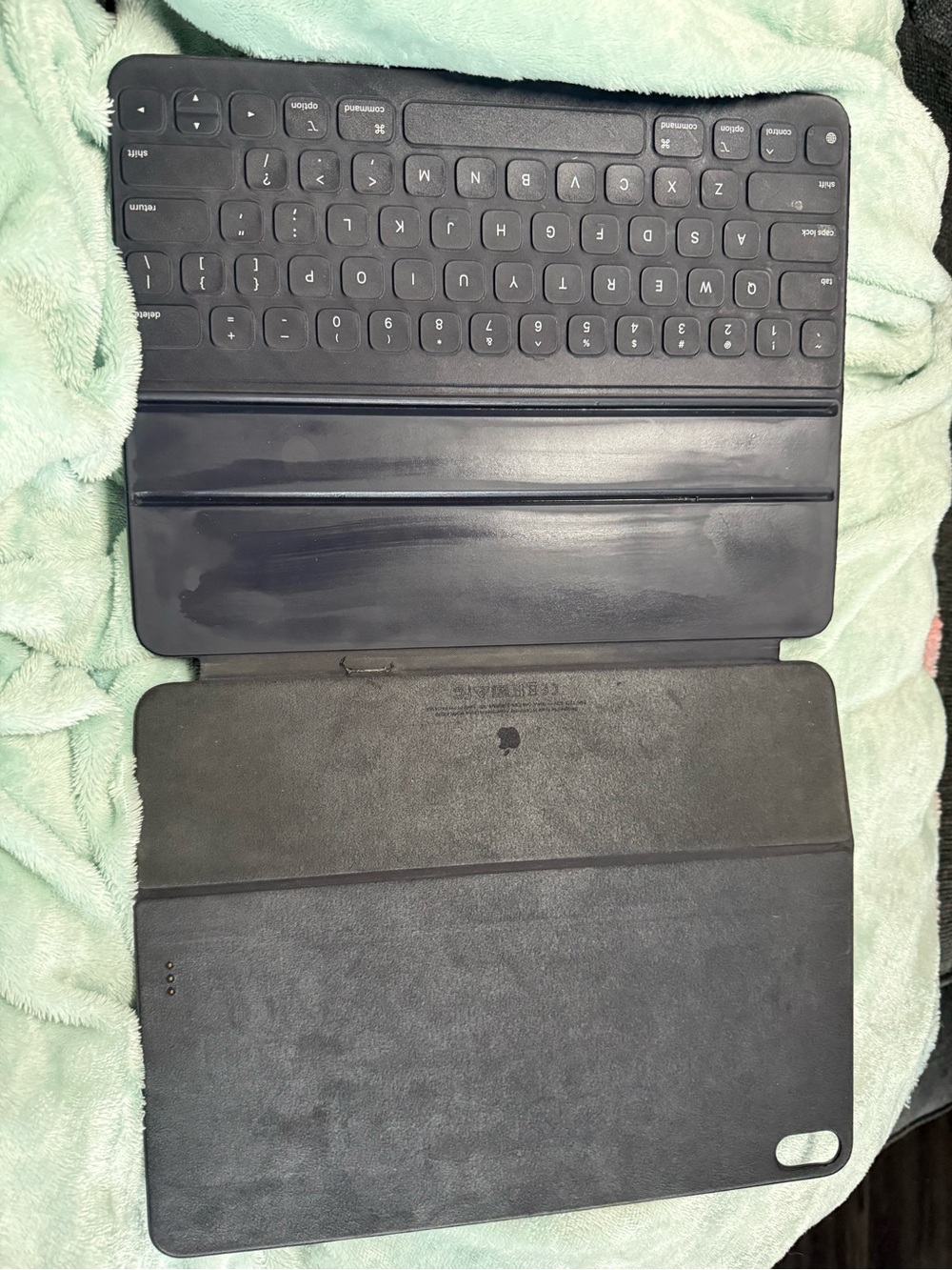 Apple Black Smart Folio Keyboard Cover